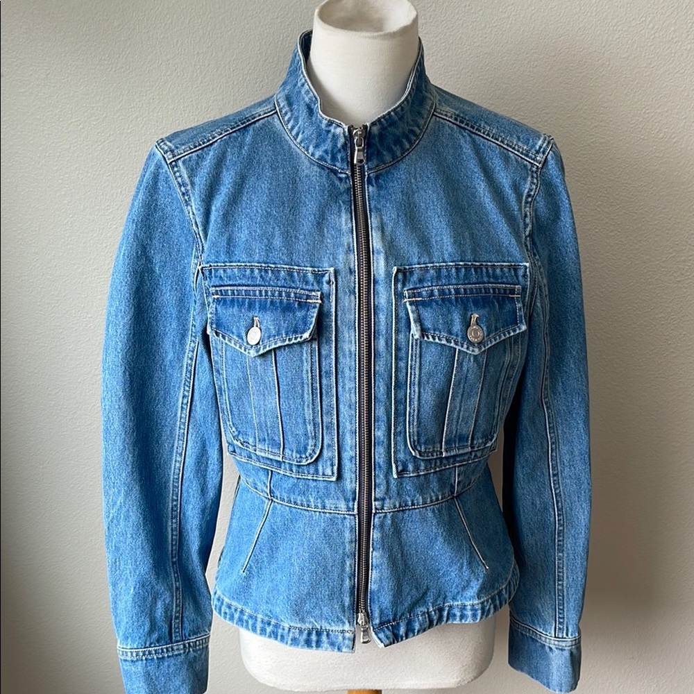 Veronica Beard Structured Blue Jean Jacket Cropped Design